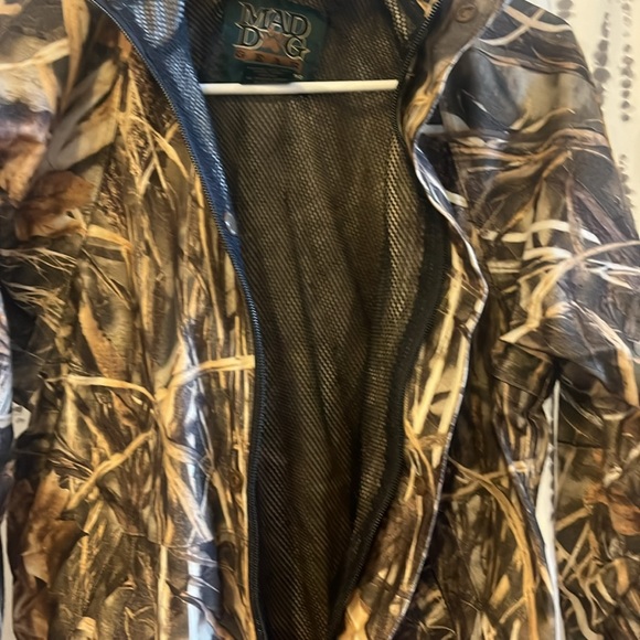 Camo children’s large jacket by Mad Dog - Picture 5 of 6